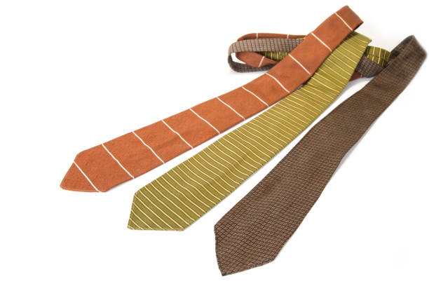 What Are The Standard Dimensions of A Mens Necktie?