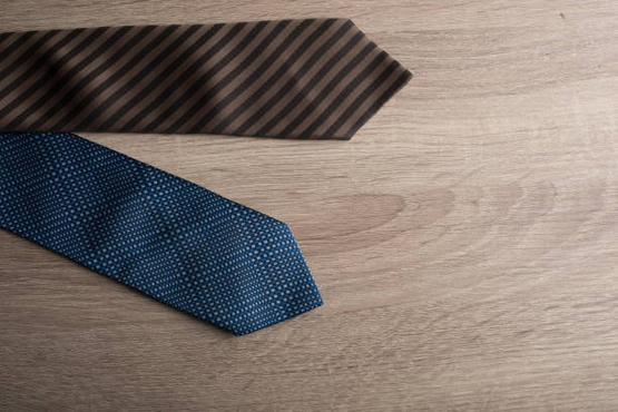 can i wear a necktie with a dinnner jacket_2.jpg