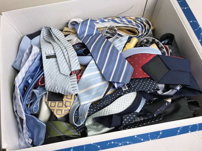 How To Make A Necktie Holder?