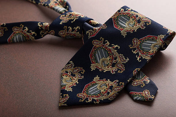How To Make A Necktie Tree Skirt?