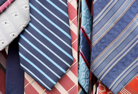 how to put your necktie_1.jpg