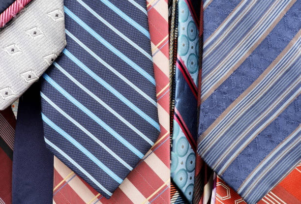 How To Put Your Necktie?