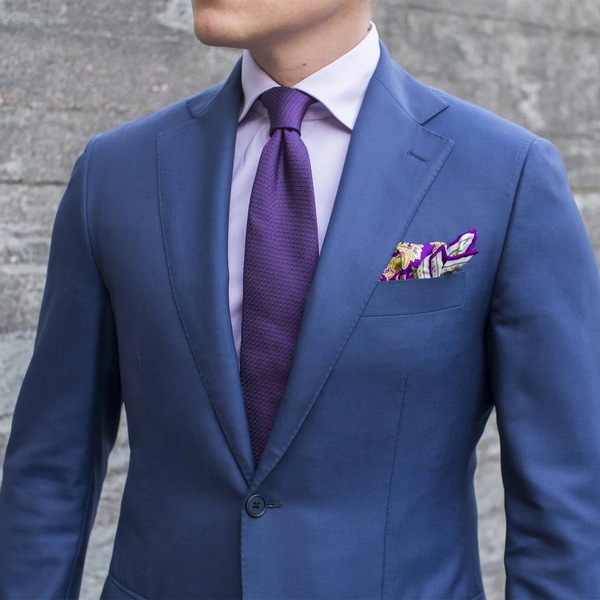 What Color Suit To Wear with Purple Neckties?
