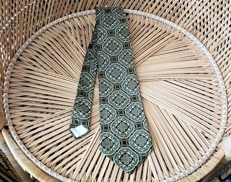 don loper necktie_3.jpg
