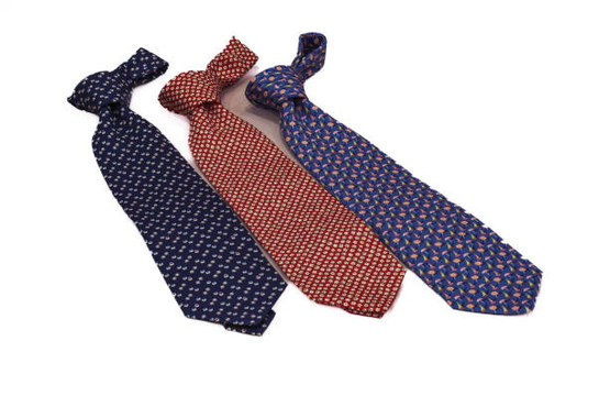 how far down should a necktie go_1.jpg