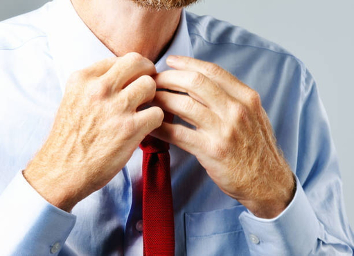 how to tie a necktie simple knot_1.jpg