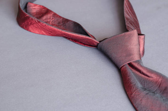 how to tie a wide knot necktie_2.jpg
