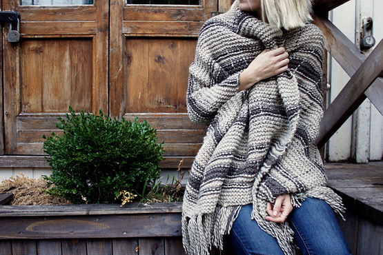 how to wear scarf blanket_1.jpg