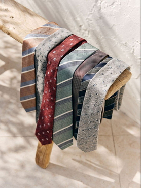what colors are in style for neckties_1.jpg