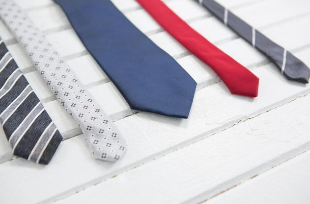 How To Make A Handmade Necktie Wristlet Wallet?