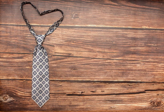 how to chrochet a necktie_1.jpg