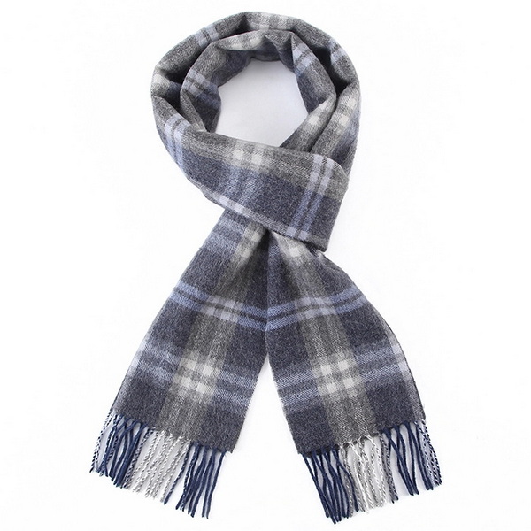 How To Put on A Scarf for Guys?