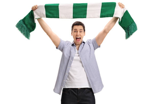 How To Put on A Scarf Men?