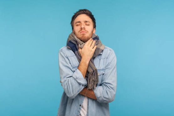 how to fold scarf around neck_1.jpg