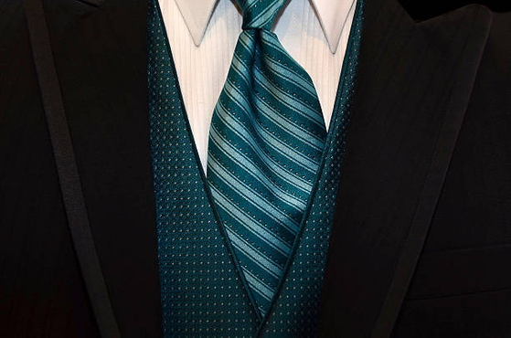 how to tell if a necktie is vintage_3.jpg