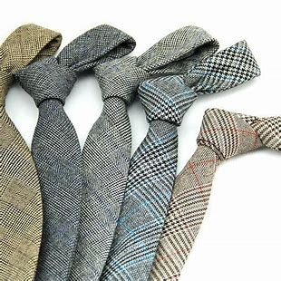 How To Tie A Necktie Full Windsor Knot?