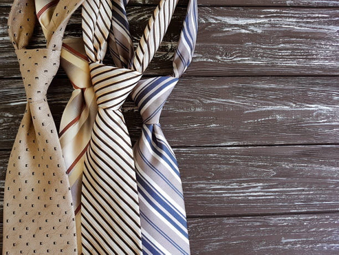 are neckties worn wide or narrow now_3.jpg