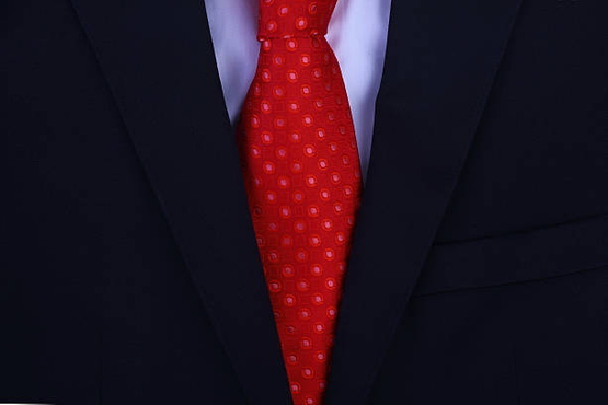 how to do eldredge necktie knot_1.jpg