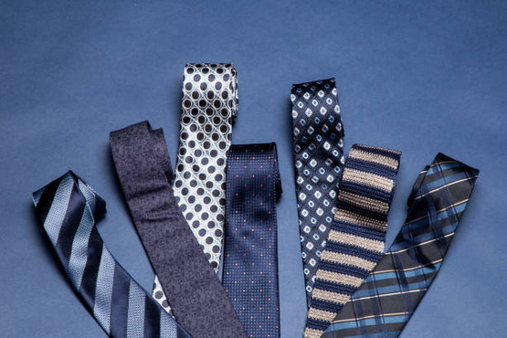 do you need to wear neckties with sportscopat-1.jpg
