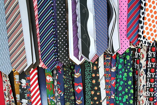 how many types of neckties are there_3