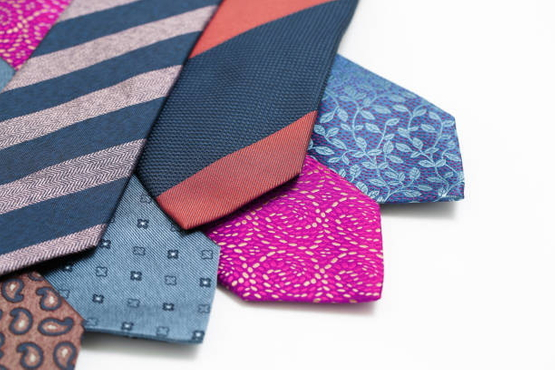 how to tie a western necktie_1.jpg