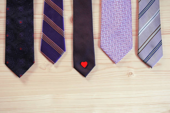 do you tie a necktie_3.jpg