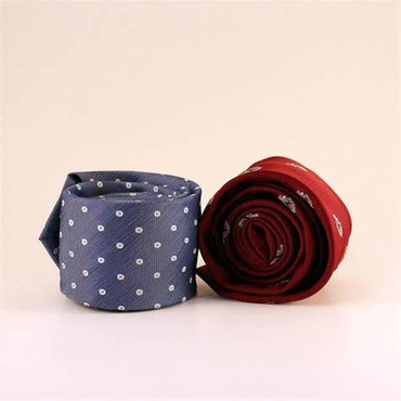 how to gift wrap a necktie without a box_3.jpg