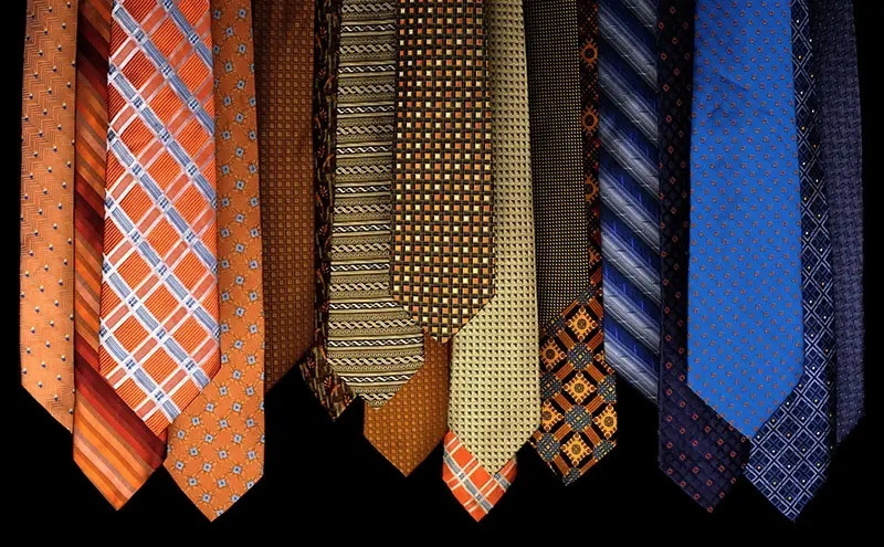 What Do The Different Sizes Mean on Neck Neckties?
