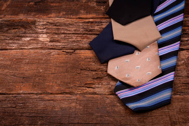 How Far Should A Necktie Hang?