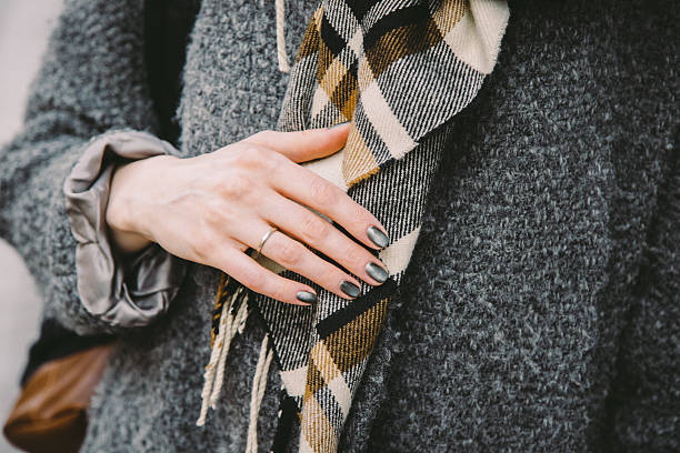 How To Tie A Winter Scarf?