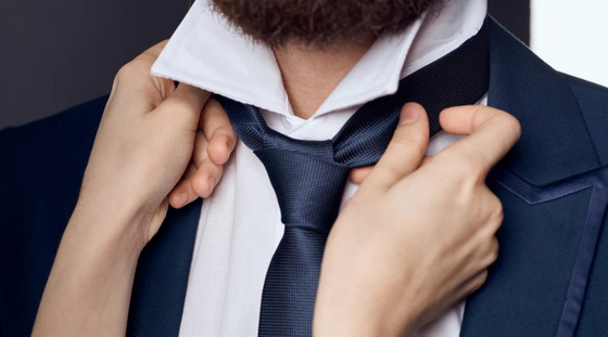 what are names of common knots used for a necktie.jpg
