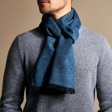 how to tie a scarf man.jpg