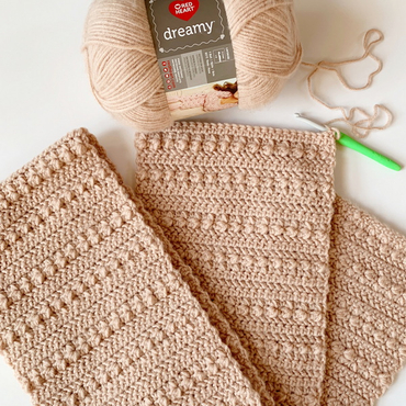 how to crochet a scarf easy.jpg