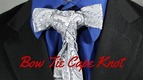 how to tie a cape necktie knot_2.jpg