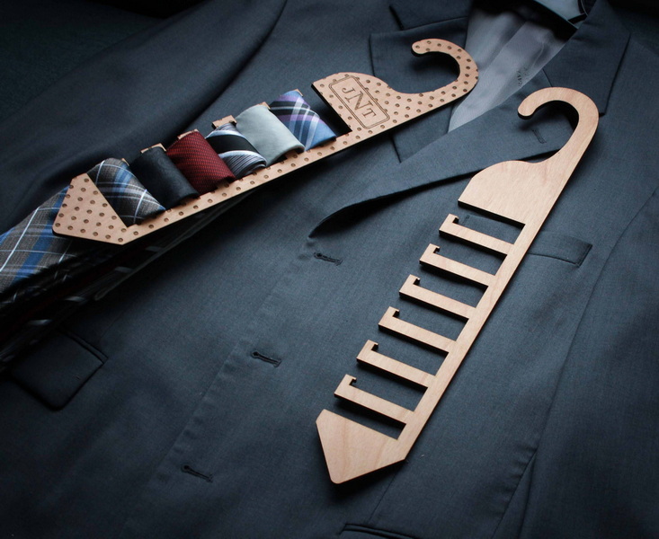 How To Make A Necktie Rack?