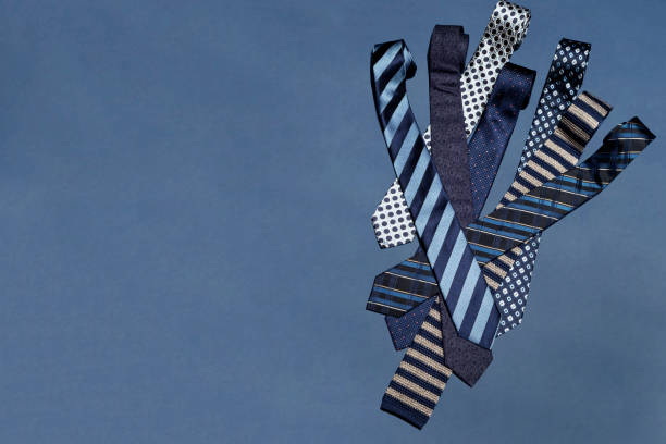 How To Tie The Pratt Necktie Knot?