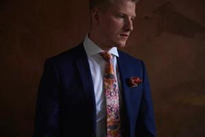 why do men wear neckties_1.jpg