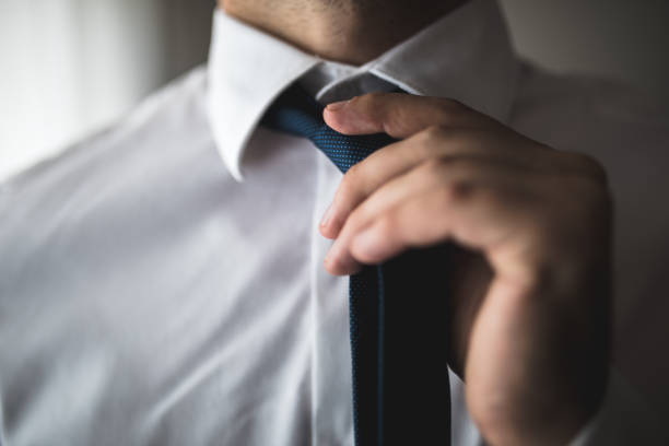 How To Tie An Awesome Necktie?